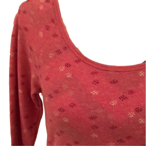 AERIE Pink Long Sleeve Snowflake Print Thermal Top Size M - Picture 4 of 6